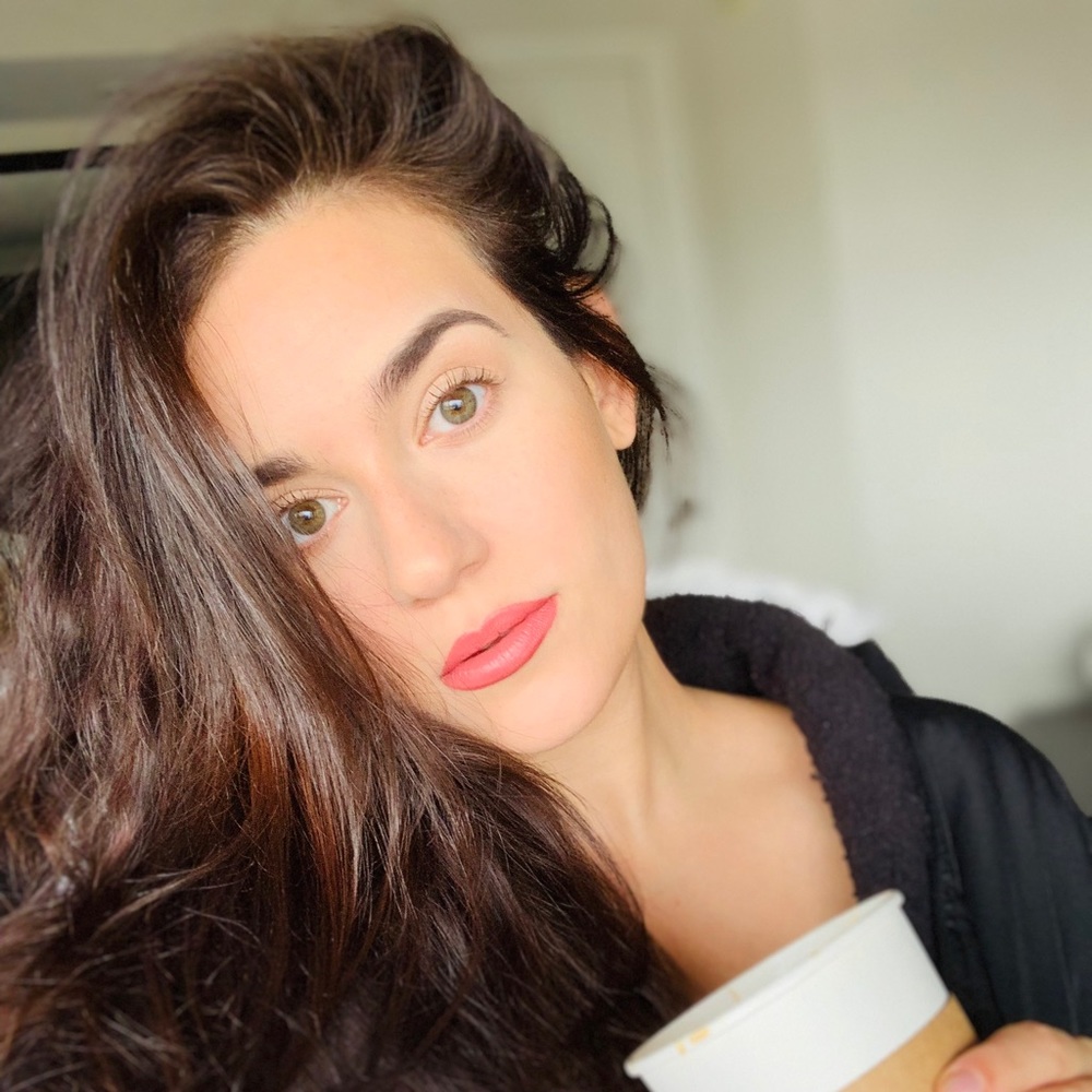 Meet your Posher, Nadia